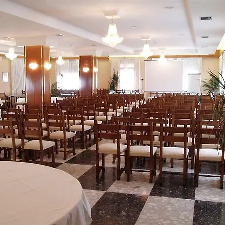 Otel Vegas Burgo